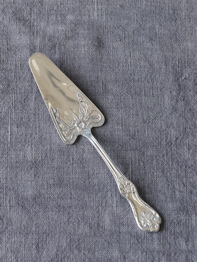 Royal Family ロイヤルファミリー シルバースモールケーキサーバー