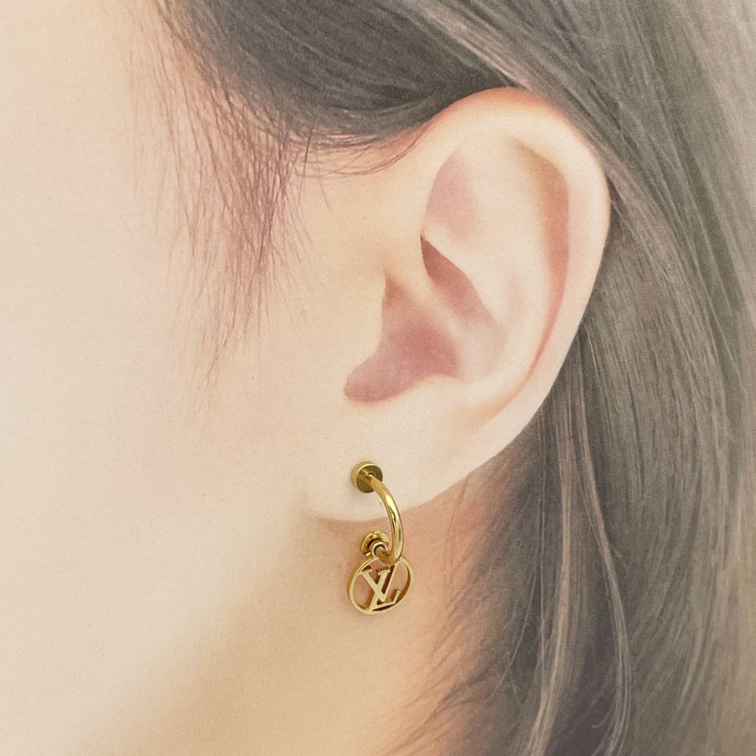 LOUIS VUITTON ルイヴィトン フープピアス ピアス・ブルーミング