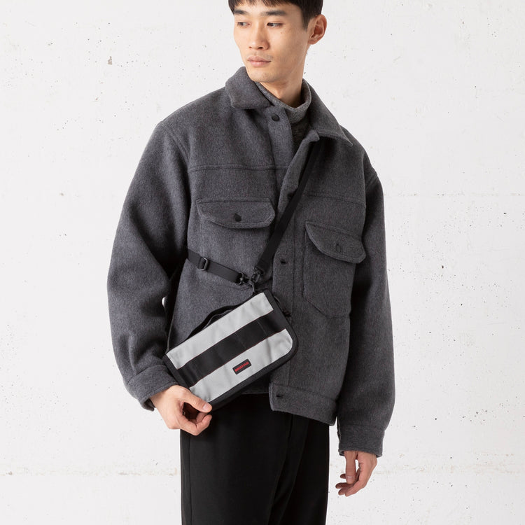 BRIEFING | ブリーフィング Begin別注 マルチに使えるパスポートケース