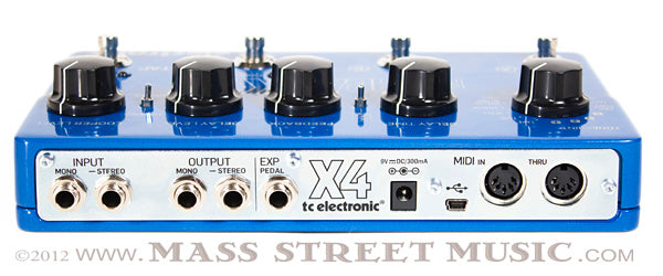 Flashback X4 Delay | Mass Street Music