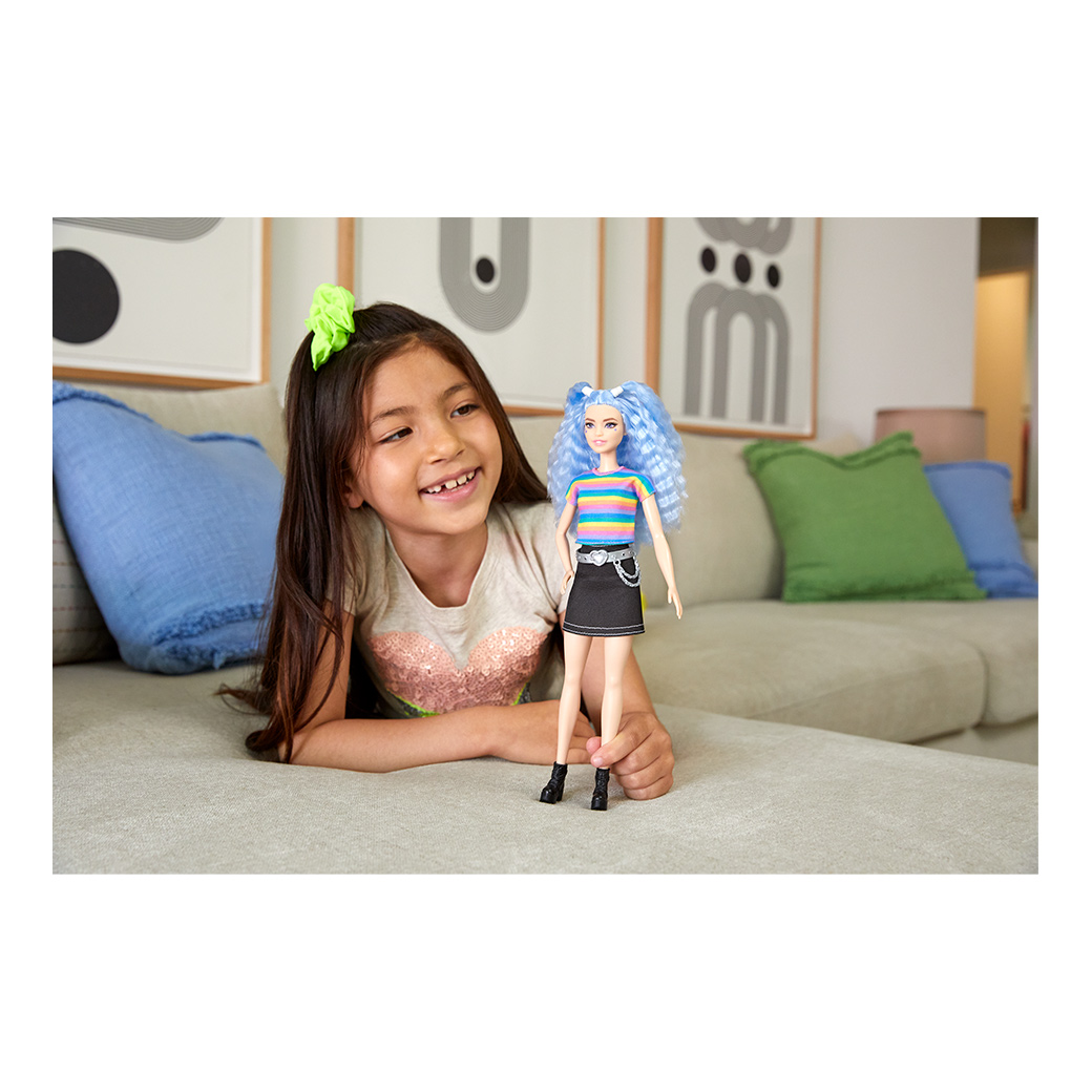 マテル バービー ベルエア 箱付き ブルー色 マテル バービー ベルエア