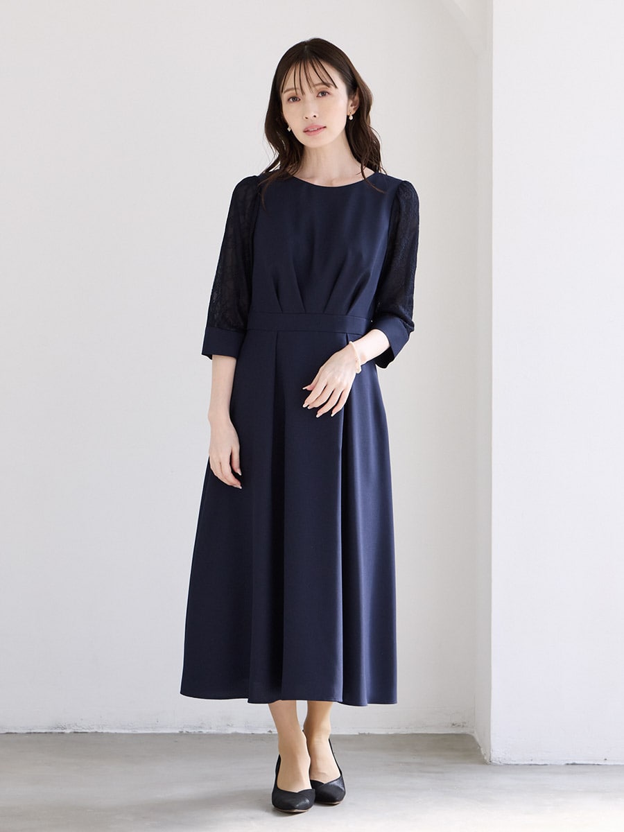 レース袖×ウエストタックフィット＆フレアワンピース(M ベージュ