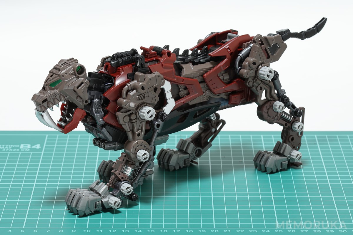 ただいま「AZ-05 セイバータイガー」制作中 | メモルカ