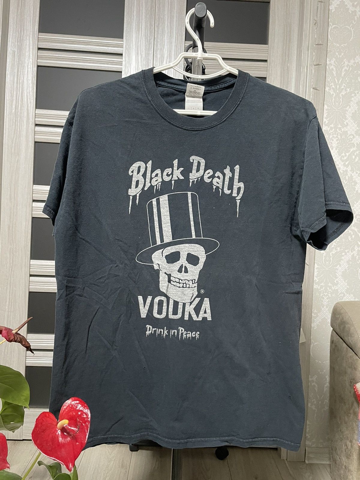 Vintage Black Death Vodka Slash Drink N Peace Tee T Shirt