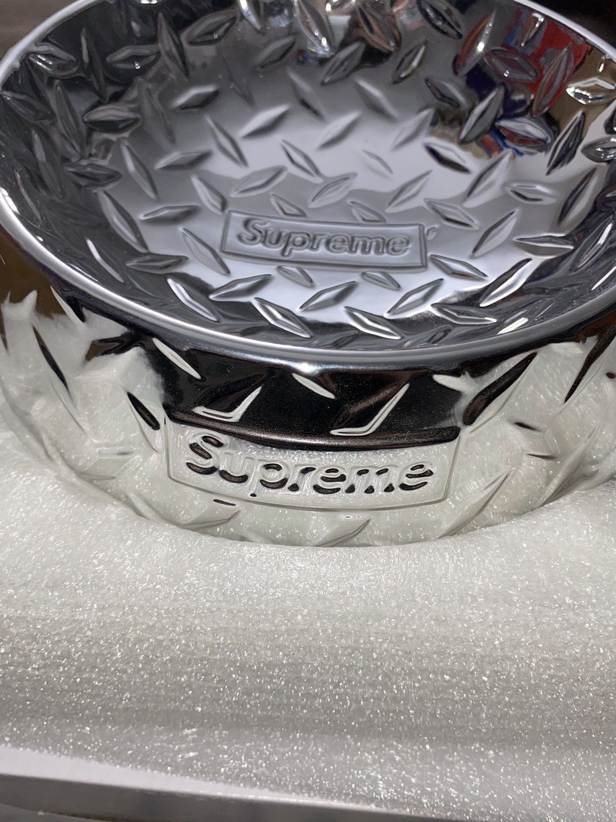 Supreme Diamond Plate Dog Bowl Silver