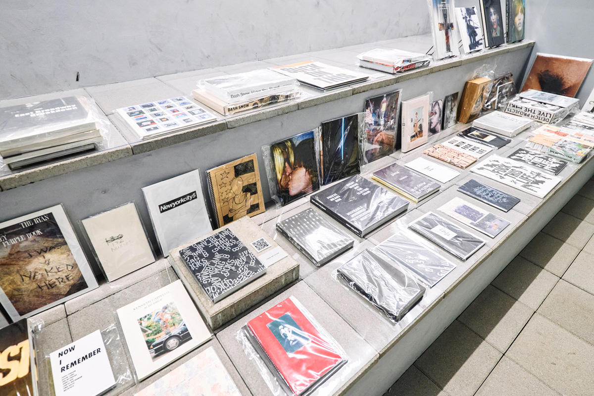NYストリートカルチャーを追体験する100冊展—「BLANKMAG」ポップアップ