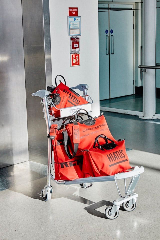 ロンシャンがフード バイ エア共同設立者のシェーン・オリバーとコラボ