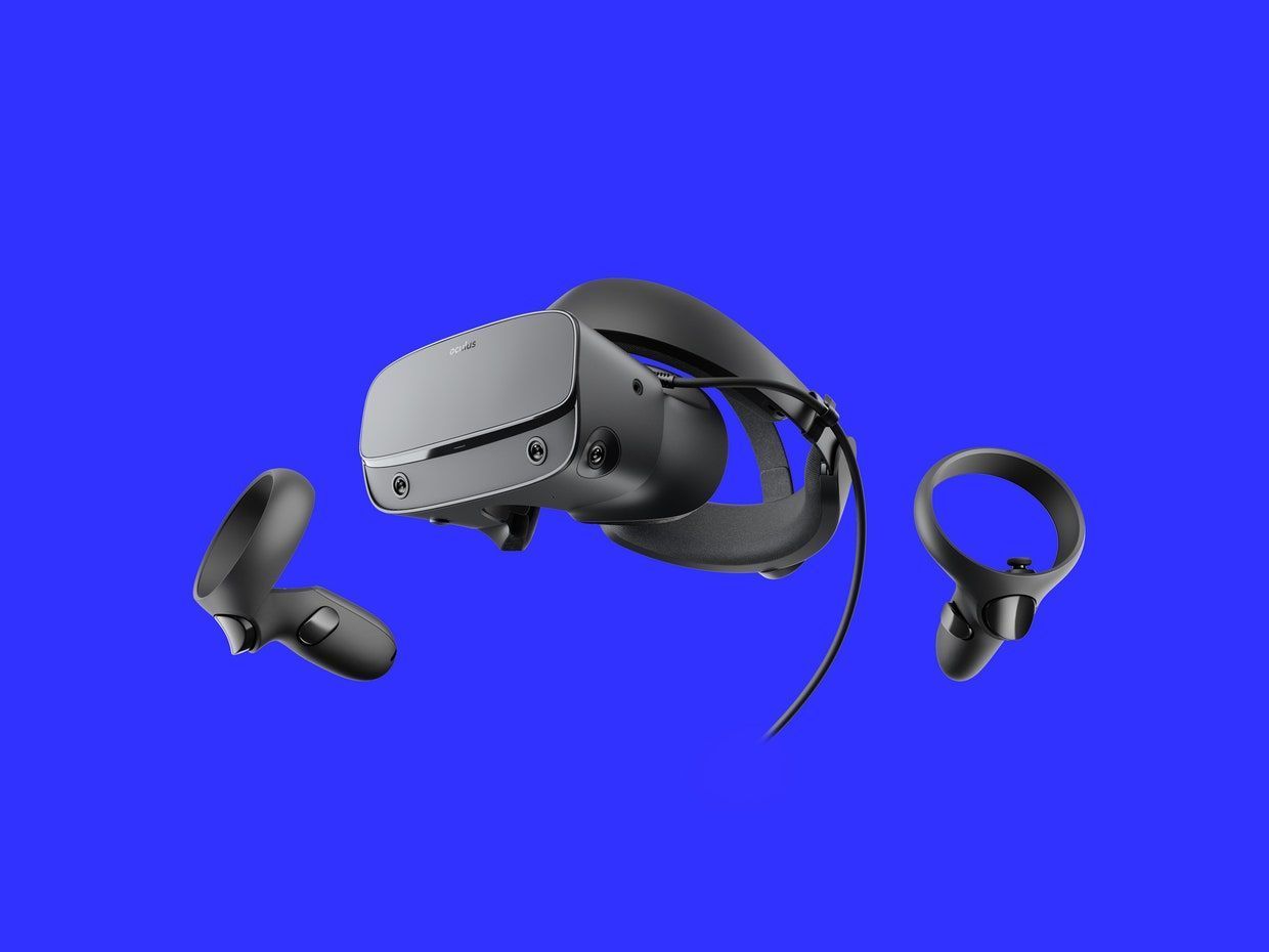 Rift S VRヘッドセット&コントローラー 【公式通販】