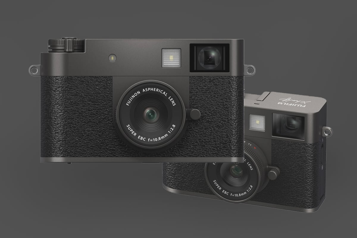 Fujifilm xhalfブラック SDカード メーカー3年保証付き Fujifilm xhalf