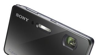 Wi-Fi標準装備！ ソニーのデジカメ「サイバーショット DSC-TX300V