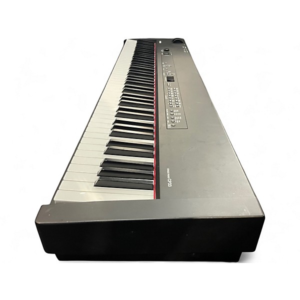 Used Yamaha CP33 88 Key Stage Piano | Guitar Center