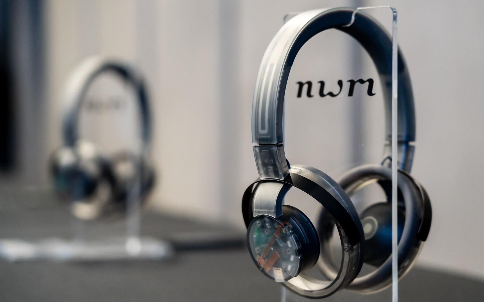 nwm ONE ワイヤレスヘッドホン ダークグレイ NTT NTTソノリティ nwm