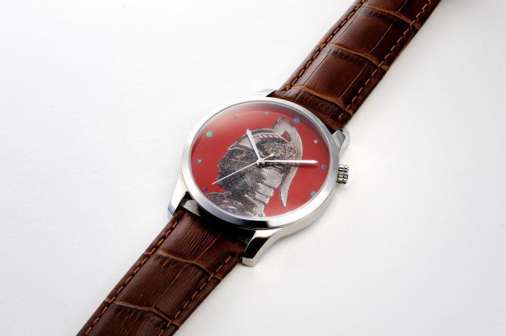 ウルトラマン×日本の匠のコラボ第5弾。ぐい吞み、前掛け、蒔絵時計が