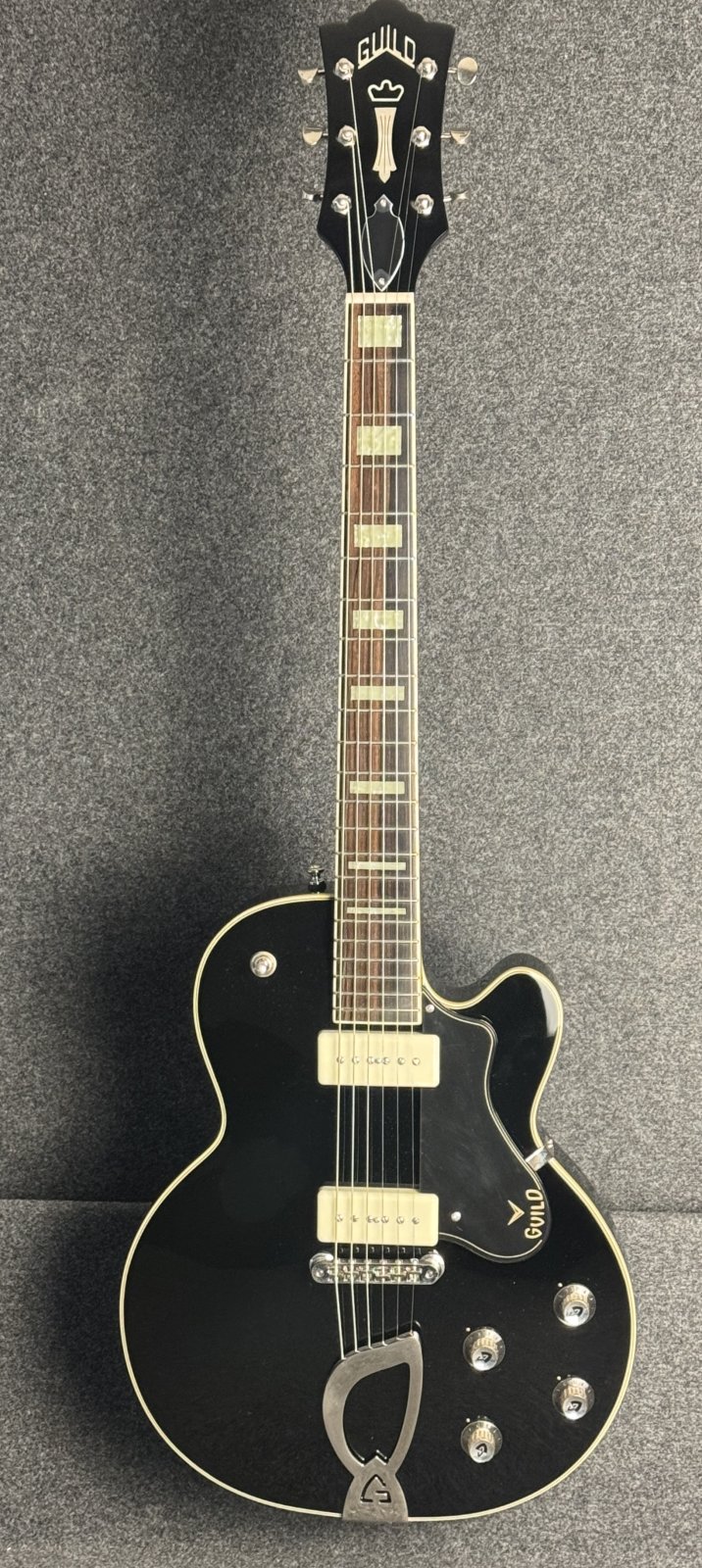 Preowned Guild M-75 Aristocrat