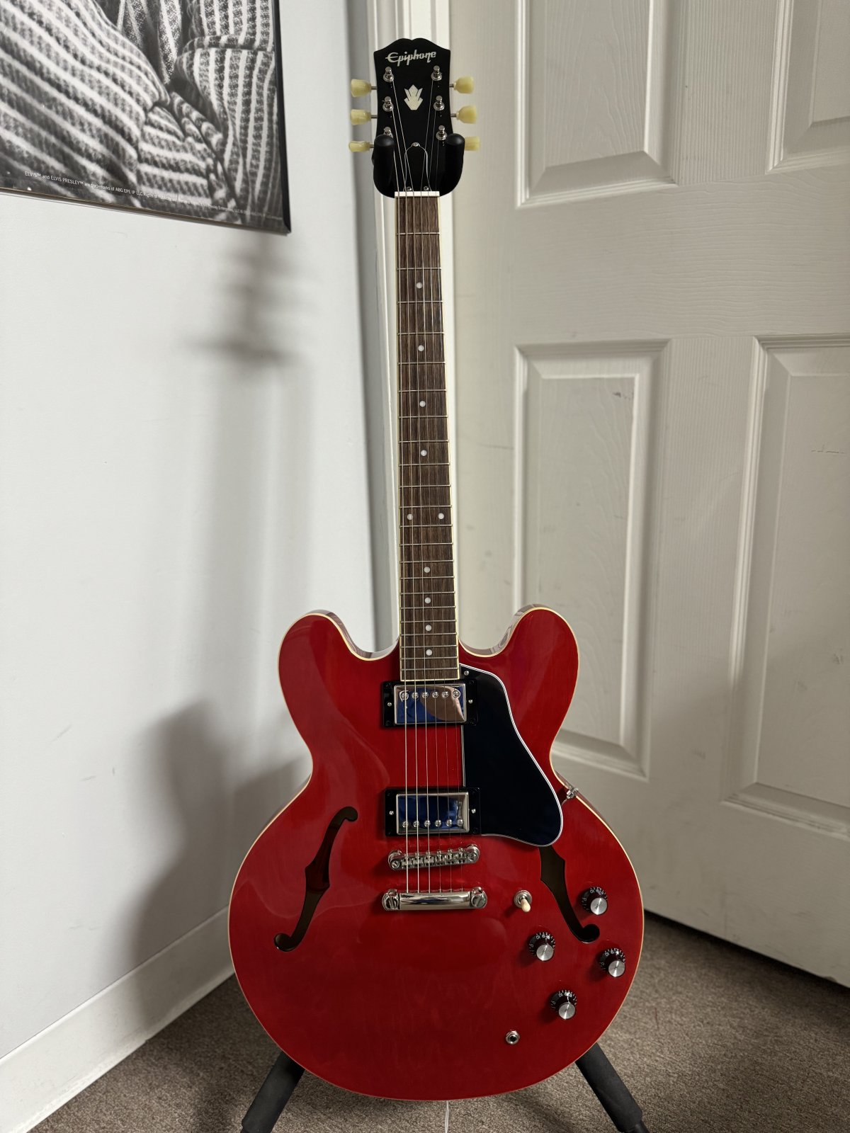 極美品 Epiphone dot CH ES-335タイプ ケース付 セミアコ極美品 Epiphone