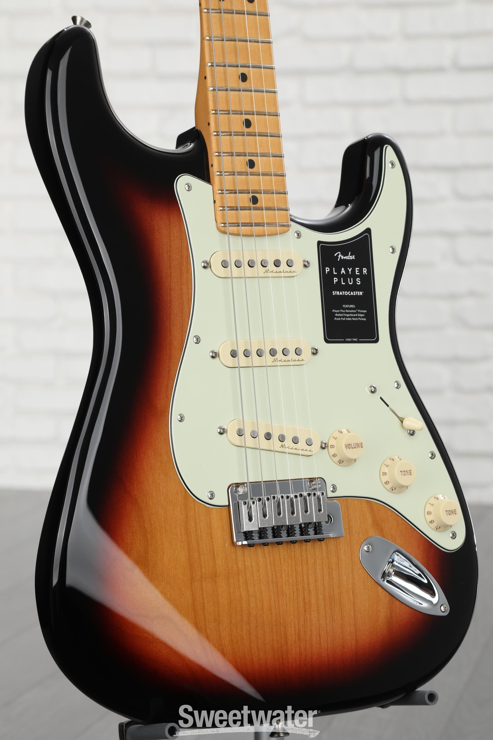 Fender Player Plus Stratocaster Electric Guitar - 3-tone Sunburst