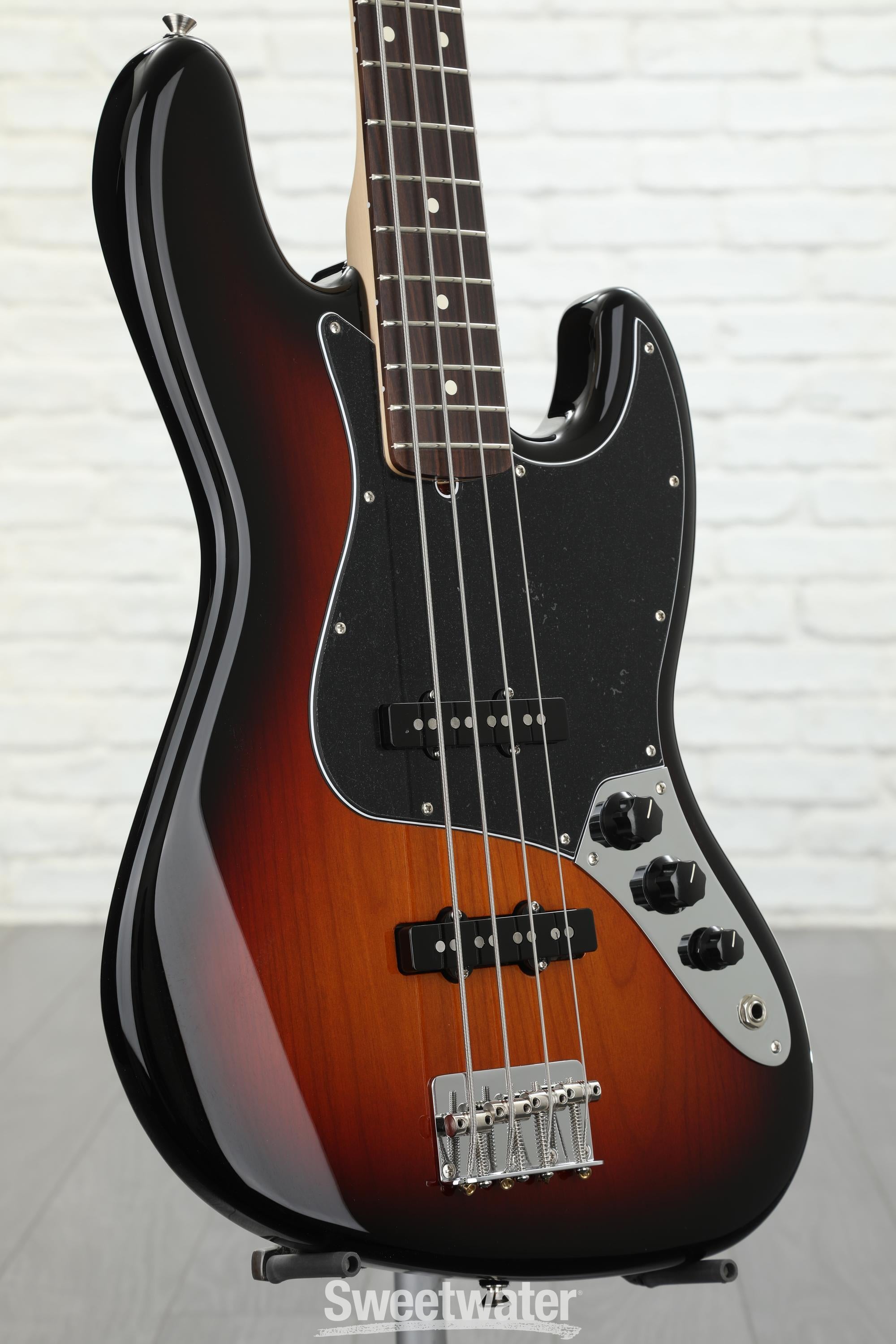 Fender American Performer Jazz Bass - 3-Tone Sunburst with