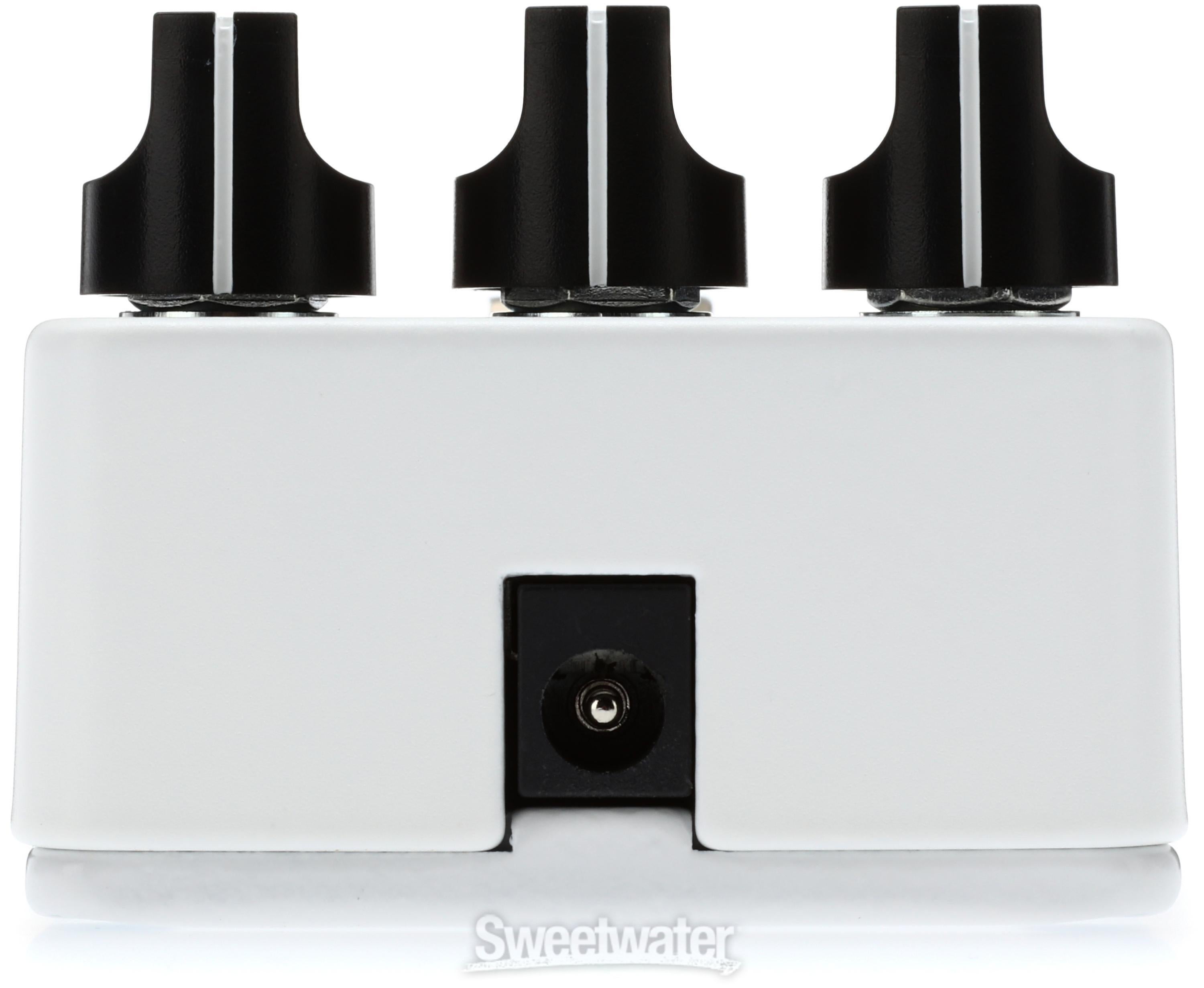 JHS 3 Series Delay Pedal Reviews | Sweetwater