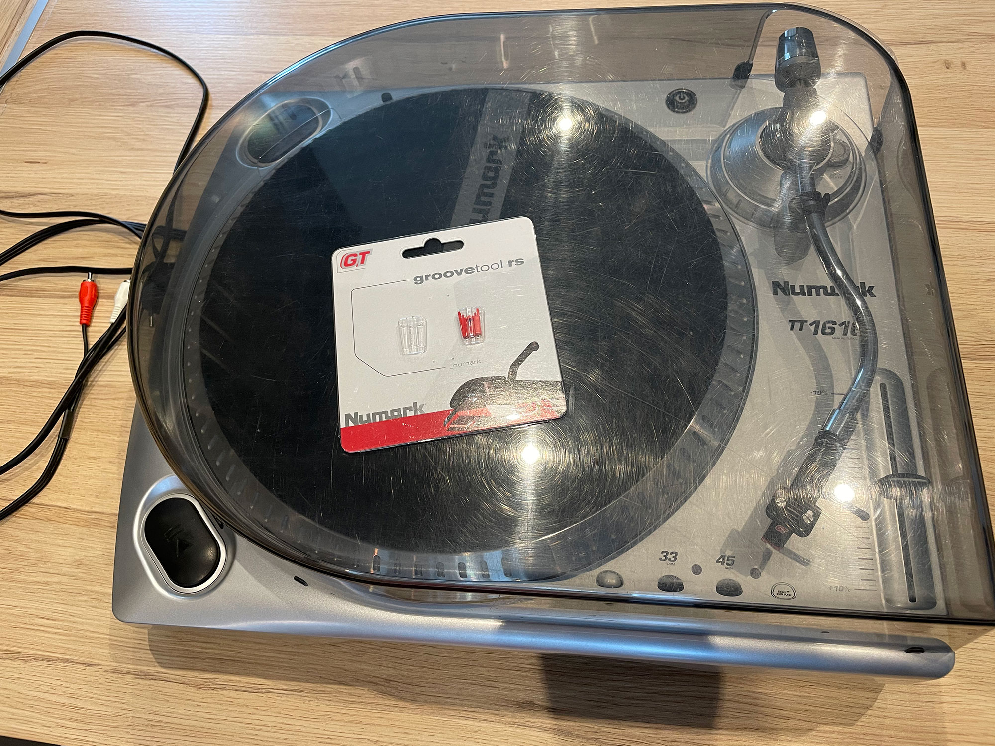 Numark TT1610 ターンテーブル シルバー Numark TT1610 ターンテーブル