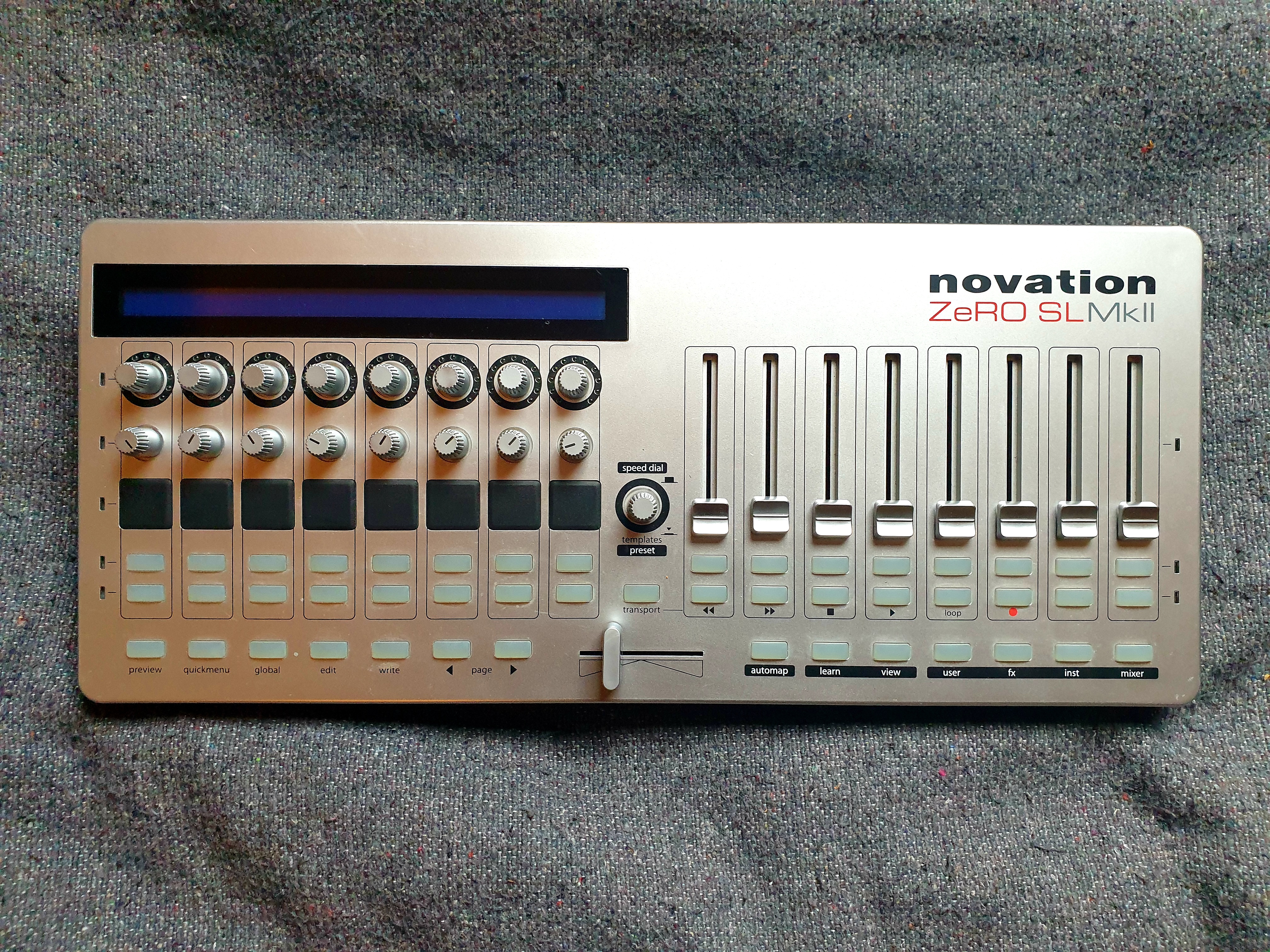 Novation ZeRO SL MkII MIDIコントローラー Novation ZeRO SL MkII