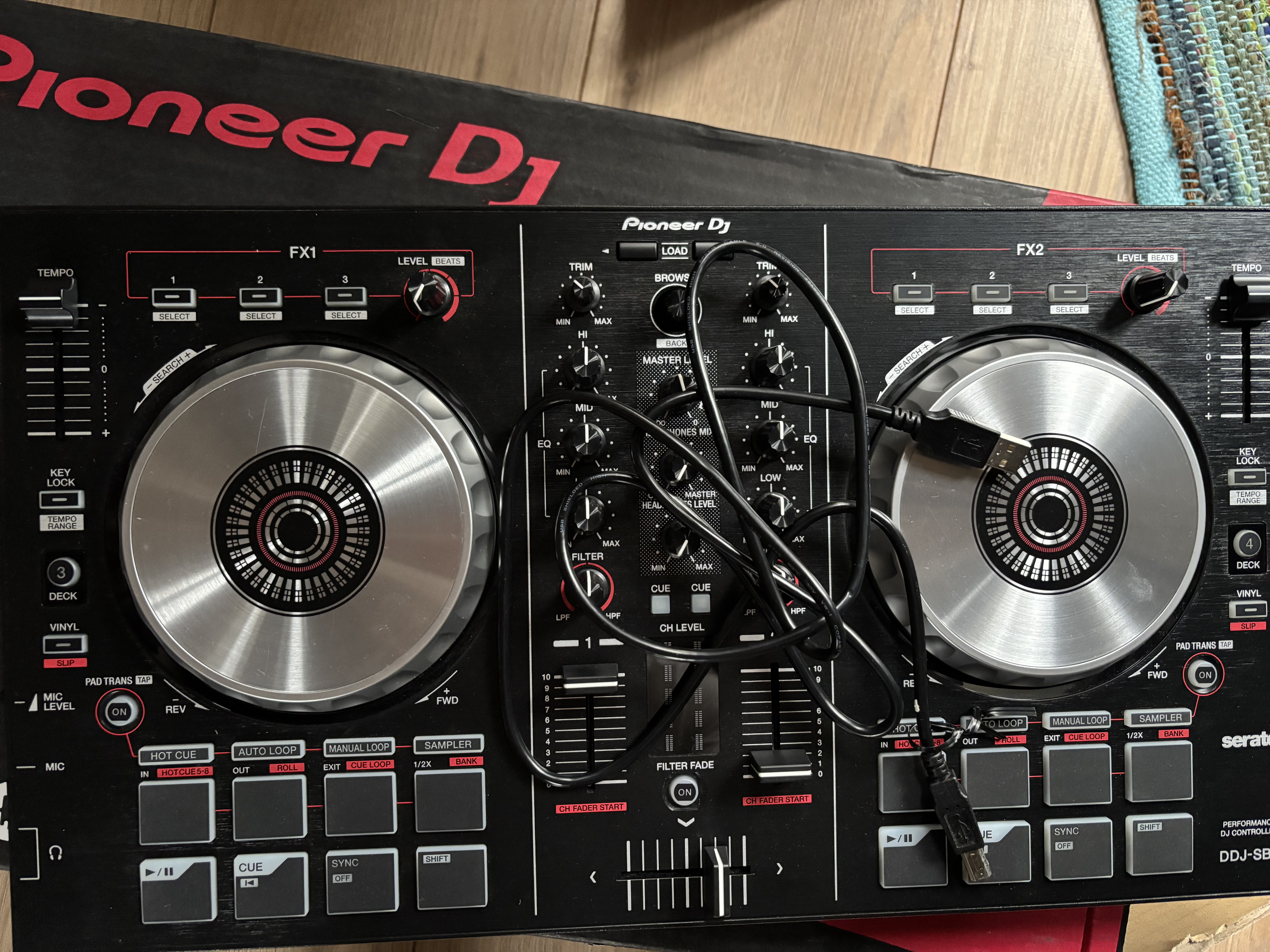 に*ん様 Pioneer DDJ-SB2 元箱 説明書つき に*ん様 Pioneer DDJ-SB2 元