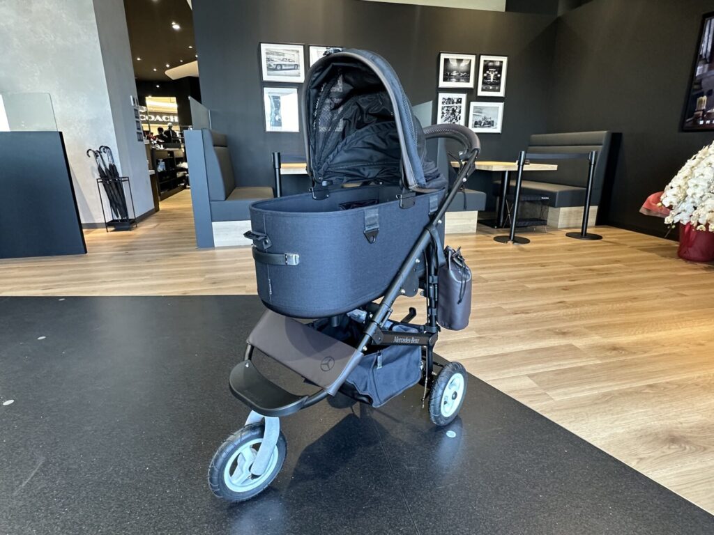 心地よさと使いやすさを追求したこだわりのペットカート🐶Mercedes