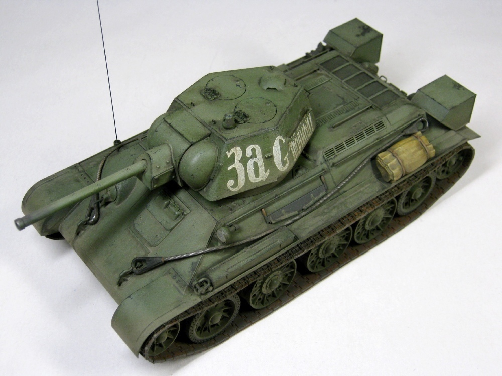 ICM/ドイツレベル 1/35 T-34/76 1942年型 完成写真: METEOR.スケール
