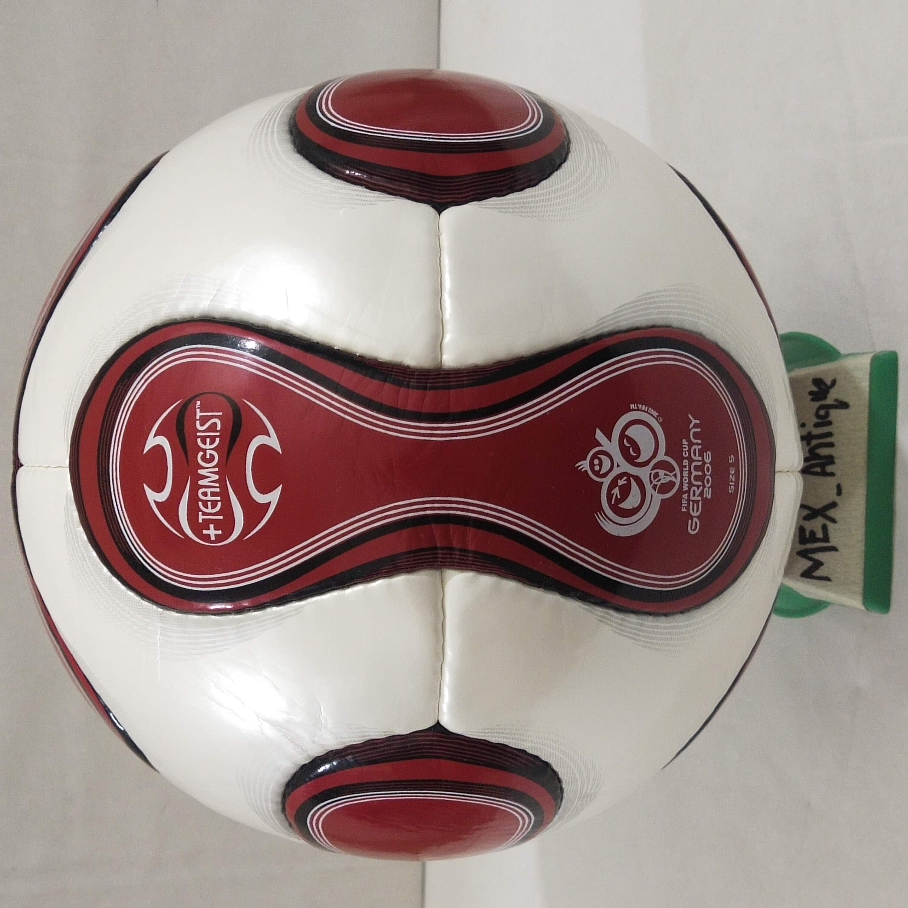 Adidas Teamgeist Red | 2006 | J League & JFA | SIZE 5 – MEX Antiques