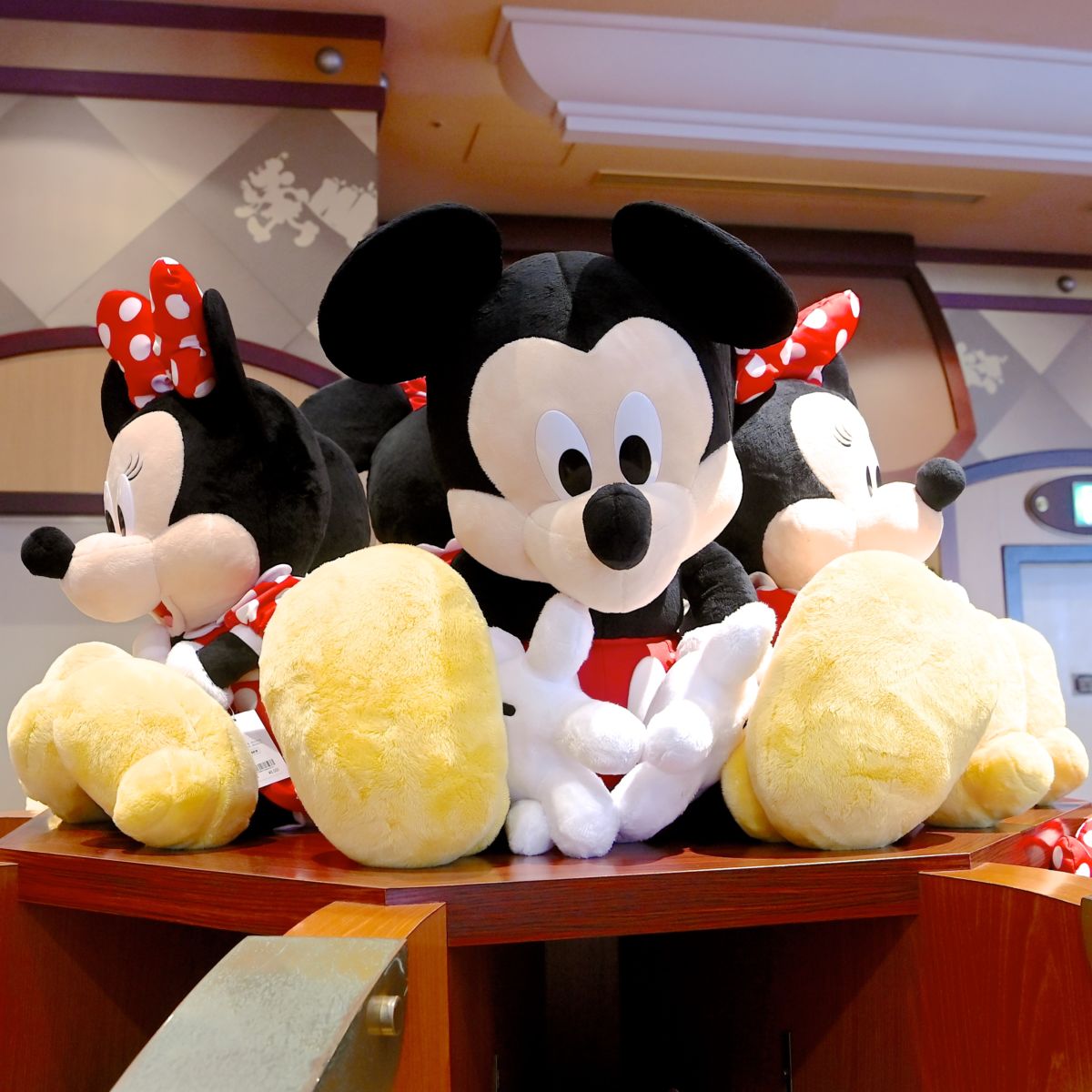 希少 レア ミッキーマウス ぬいぐるみ 大きめ 超特大 激レア】東京