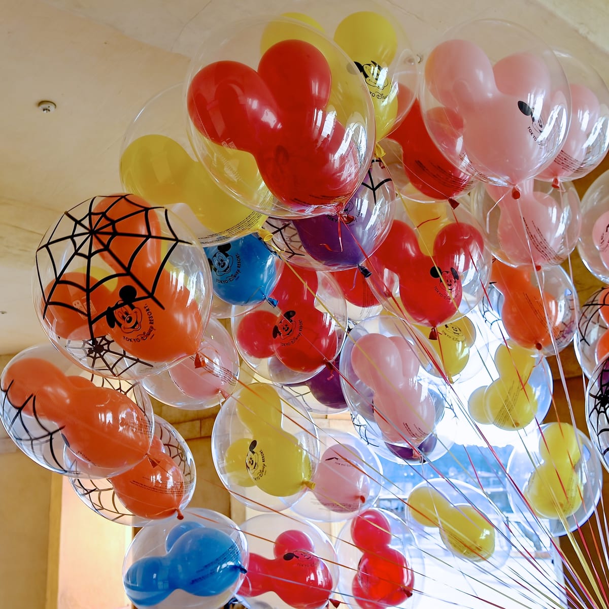 ミッキーバルーンとミニーマウス！東京ディズニーランド ピンバッジ