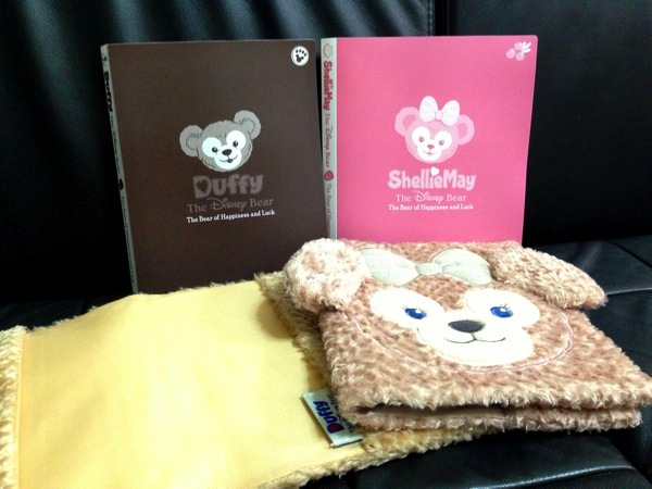 ダッフィー・シェリーメイのフォトアルバム買ってきました☆ -