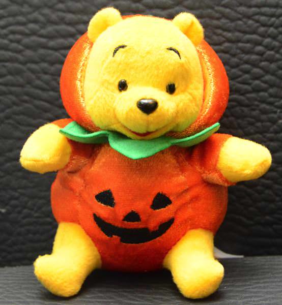 くまのプーさん ハロウィーン ぬいぐるみ かぼちゃ ディズニーストア