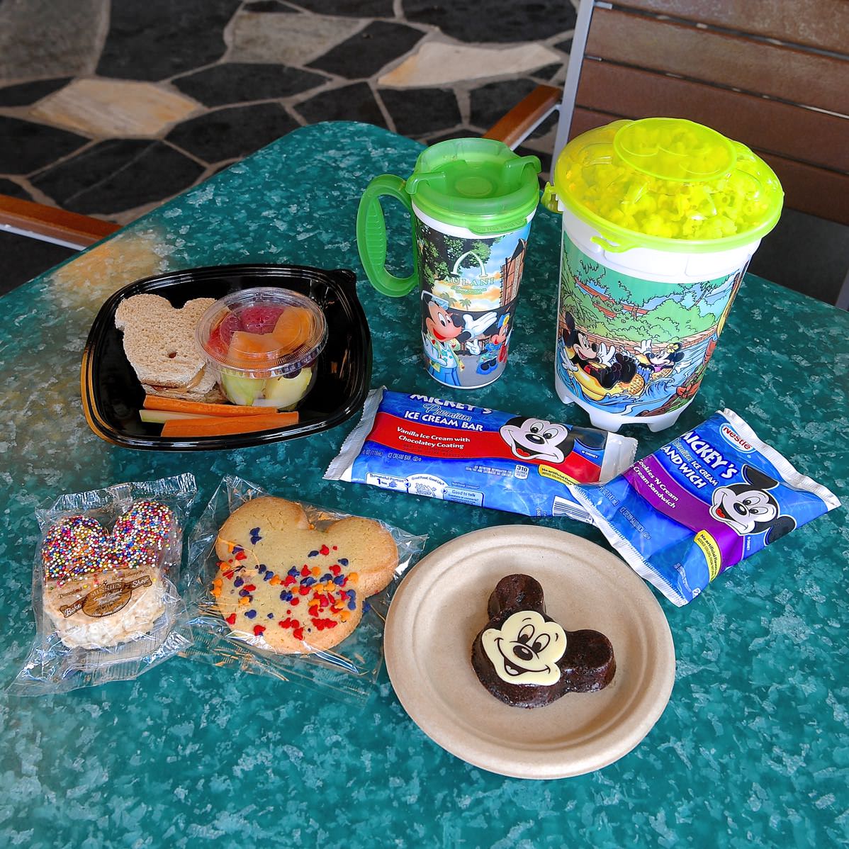 ミッキーモチーフメニューが盛りだくさん！アウラニ・ディズニー