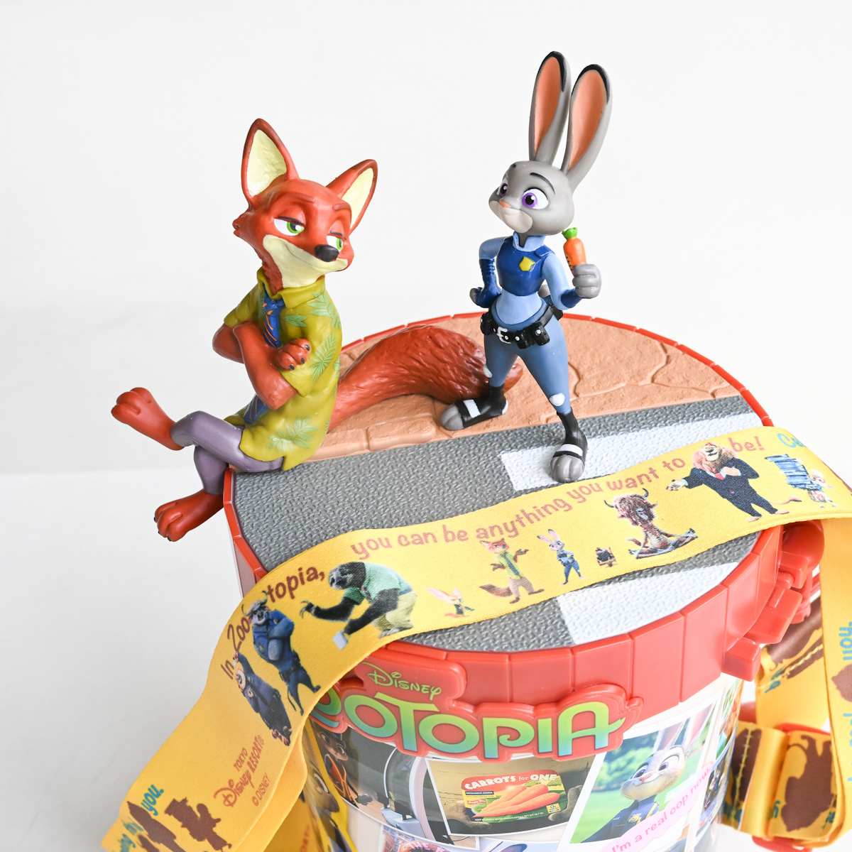 ジュディとニックのフィギュア付き！東京ディズニーランド『ズートピア