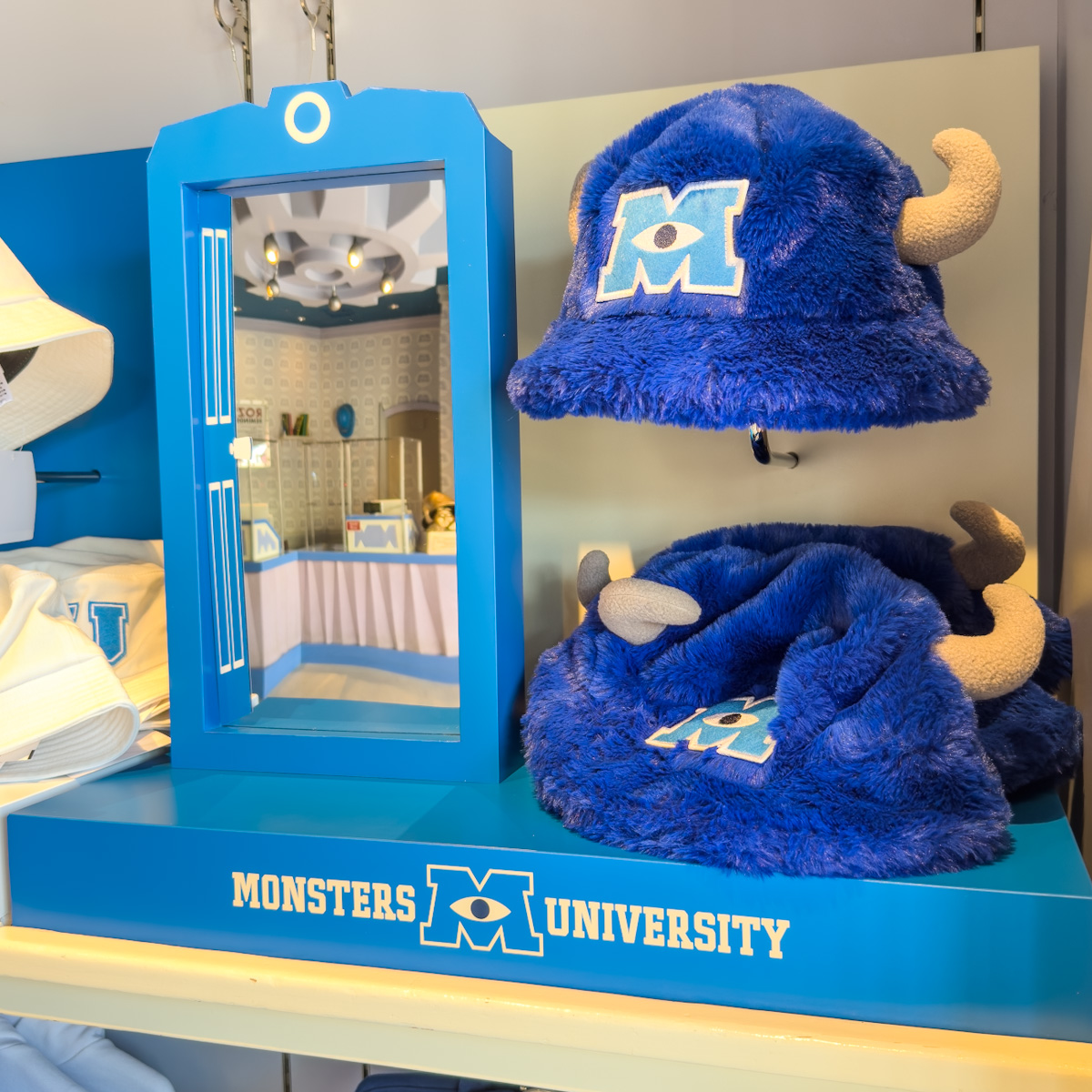 ディズニー100 エポック モンスターズユニバーシティ 世界に10枚限定