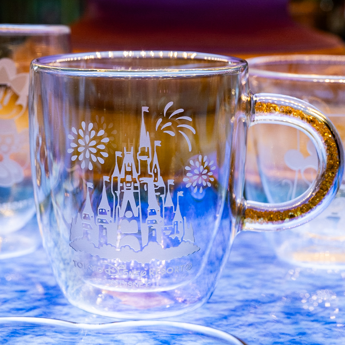 豪華なシンデレラ城デザイン！東京ディズニーランド ガラスマグカップ