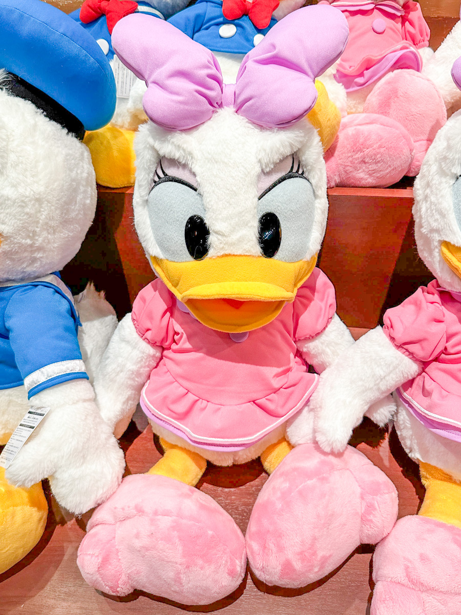 36000円！特大！ドナルド ディジー ぬいぐるみ ディズニー限定