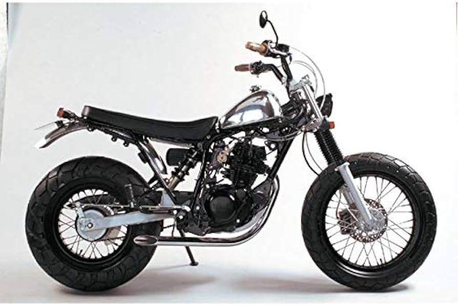 TM225 ホワイトタンク