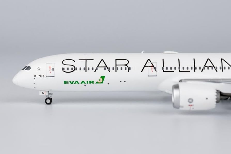 Amazon.co.jp: エバー航空 787-10 スターアライアンス塗装 B-17812