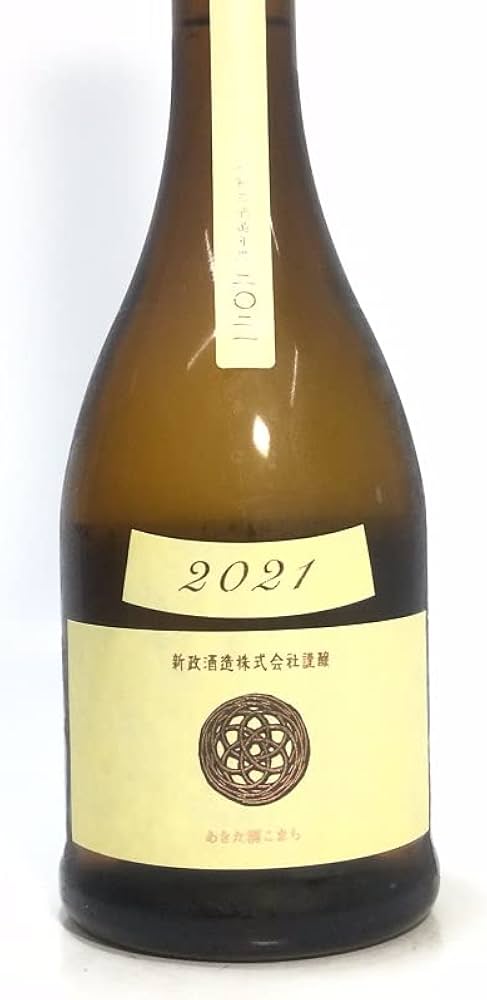 Amazon.co.jp: 新政 純米酒 エクリュ 720ml 桐箱入り : 食品・飲料・お酒