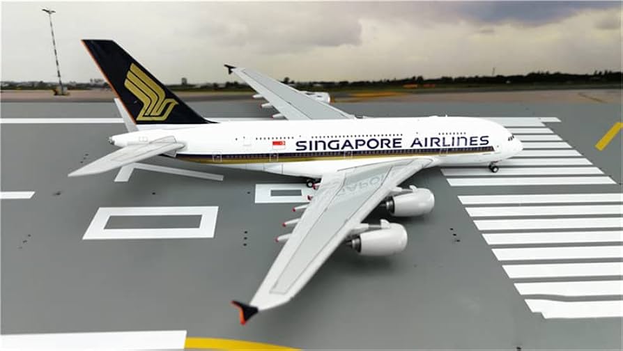 Amazon.com: JC Wings Singapore Airlines 10th Anniversary Airbus