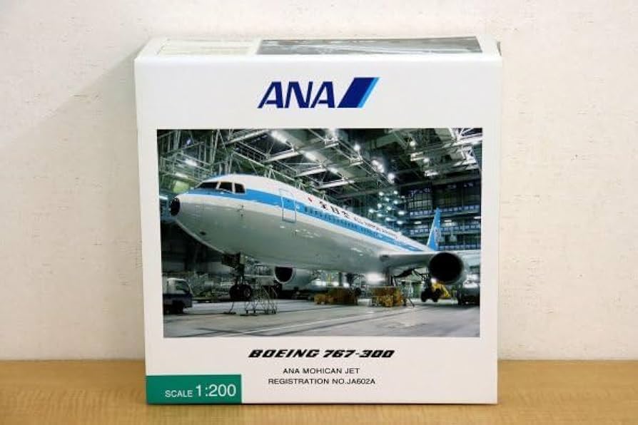 Amazon.co.jp: 全日空商事 1/200 ANA 767-300 JA602A NH20015 モヒカン