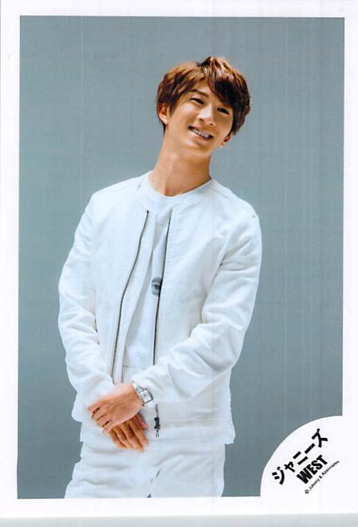 ジャニーズWEST 濵田崇裕 公式写真