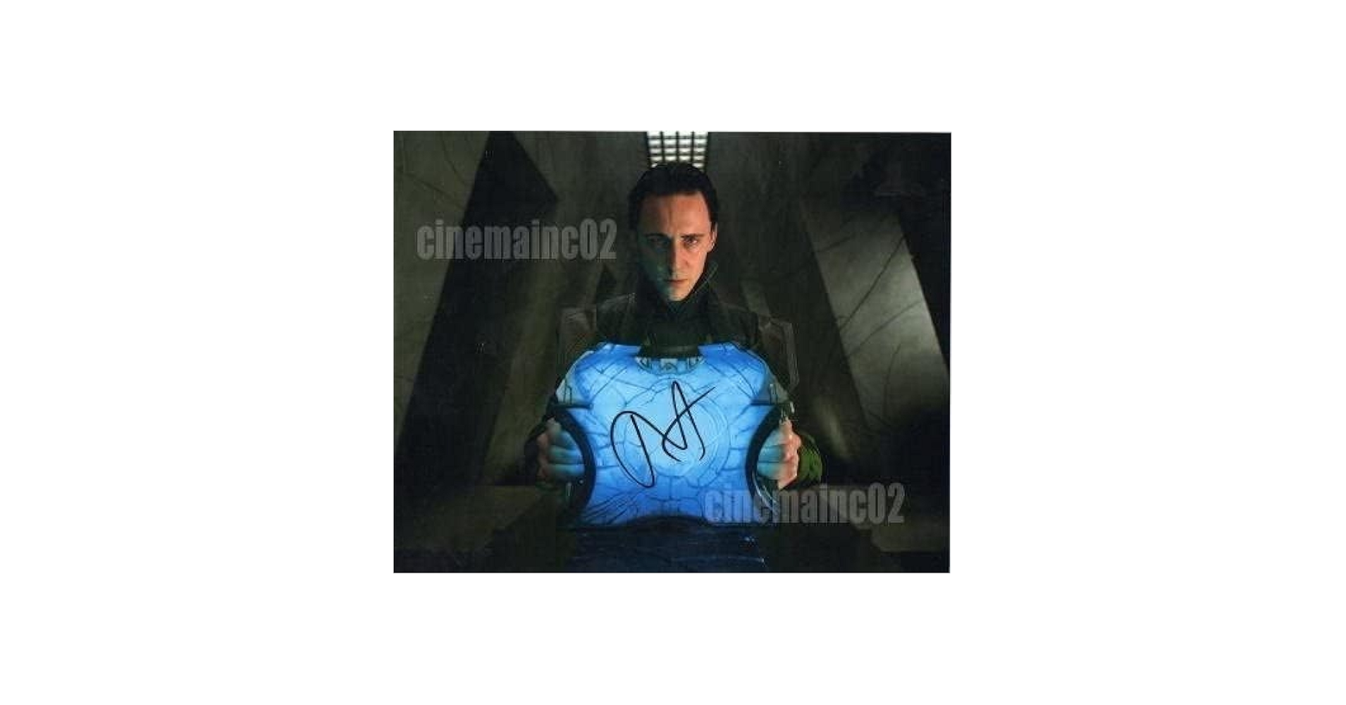 ロキ トムヒドルストン 直筆サイン入り ミニポスター SWAU 【公式通販】