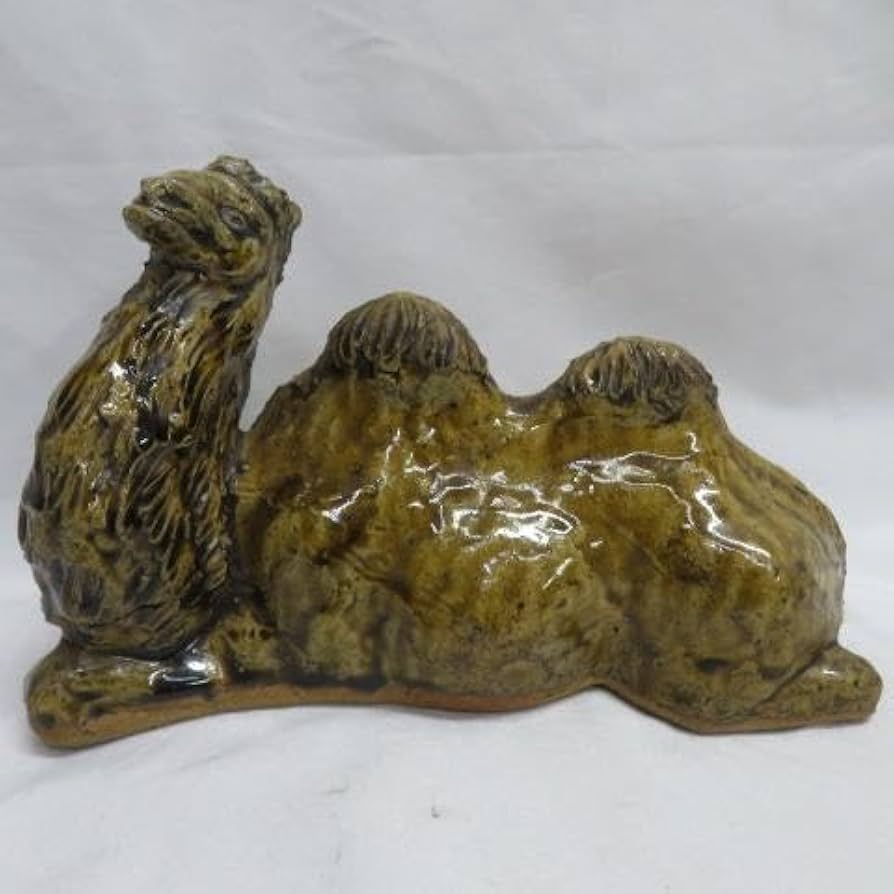 Amazon.co.jp: 宮崎道正作 益子焼 置物 ラクダ らくだ : ホーム＆キッチン