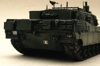 Amazon | トランペッター 1/35 イタリア陸軍 主力戦車 C1アリエテ