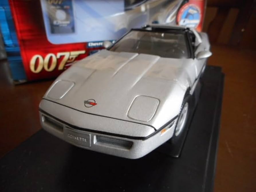 007ボンドカーシボレーコルベット