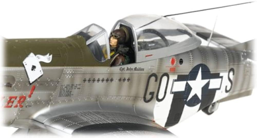 新品未使用品】ELITE FORCE P-51Dマスタング 1/18 1/18 Elite Force
