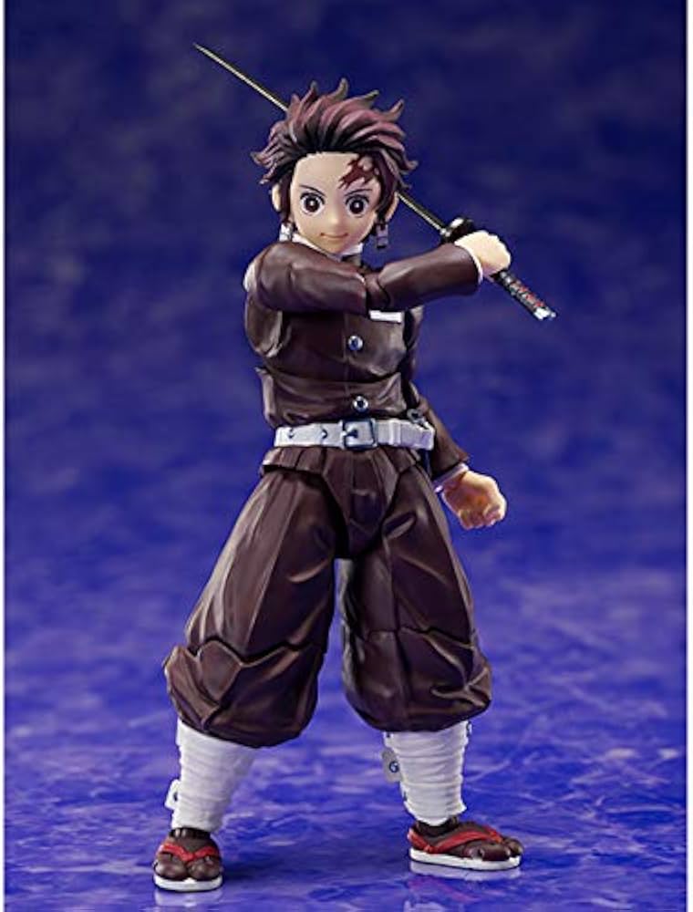 Amazon.co.jp: 鬼滅の刃 竈門炭治郎 フィギュア 1/12 BUZZmod. : ホビー