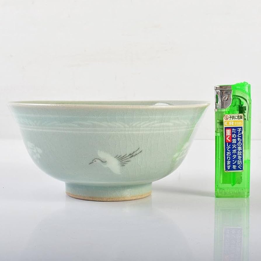 韓国人間文化財 柳海剛（柳根瀅）作 高麗青磁 象嵌鶴雲文茶碗 共